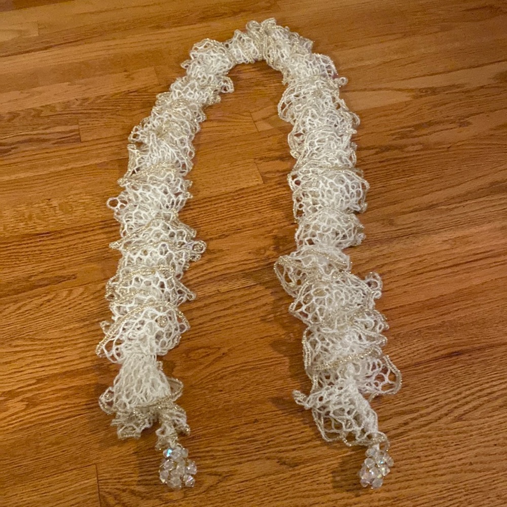 Decorative scarf.